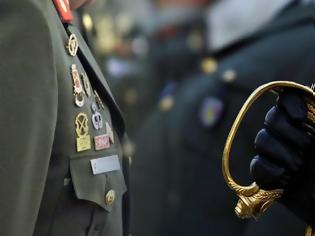 Φωτογραφία για Μισθολόγιο: Ποιοι στρατιωτικοί την “γλιτώνουν” και ποιοι την “πληρώνουν”