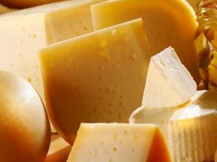Φωτογραφία για Τα τυριά τελικά αυξάνουν τον κίνδυνο για έμφραγμα ή εγκεφαλικό;