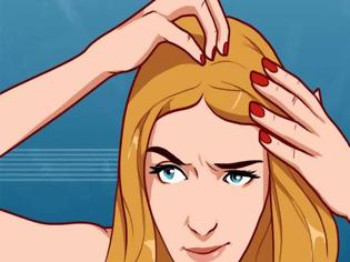 Φωτογραφία για Νιώθετε ότι σας πέφτουν τρίχες και ότι αραιώνουν τα μαλλιά σας; Να τι πρέπει να κάνετε για να σωθείτε