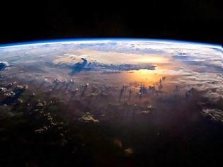 Φωτογραφία για ΕΝΤΥΠΩΣΙΑΚΟ: Ακούστε τον ήχο της Γης από το διάστημα! [video]