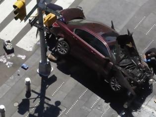 Φωτογραφία για Φωνές άκουγε ο άνθρωπος που έριξε αυτοκίνητο πάνω σε πεζούς στην Times Square