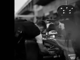 Φωτογραφία για Ο Joshua Paul δίνει μια vintage ματιά στην Formula 1