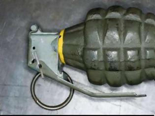 Φωτογραφία για Χωρίς περόνη η χειροβομβίδα που βρέθηκε σε αυλή μονοκατοικίας στη Λάρισα