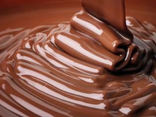Φωτογραφία για Η σοκολάτα μειώνει τον κίνδυνο αρρυθμίας της καρδιάς