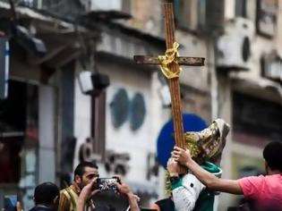 Φωτογραφία για Μακελειό Αίγυπτος: Αυτοί είναι οι λόγοι που το ISIS επιτίθεται στους Κόπτες χριστιανούς της χώρα