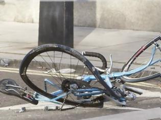 Φωτογραφία για Γνωστή αθλήτρια σκοτώθηκε από φορτηγό ενώ έκανε ποδήλατο!