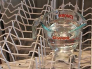 Φωτογραφία για Πώς να απολυμάνετε και να καθαρίσετε το εσωτερικό του πλυντηρίου πιάτων - Μοναδικό κόλπο