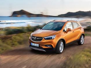 Φωτογραφία για Υπηρεσίες & αξεσουάρ Opel. Ισχυροί προβολείς LED υπερσύγχρονης τεχνολογίας κάνουν τη νύχτα μέρα