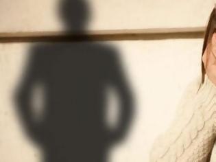 Φωτογραφία για Σοκ στην Κω: 54χρονος συνελήφθη για βιασμό 12χρονης – Τη δελέασε δίνοντάς της αυτό…
