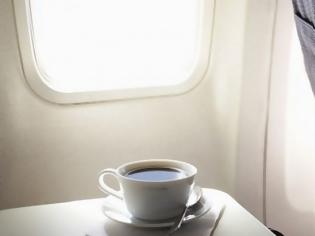 Φωτογραφία για Γιατί ο καφές στο αεροπλάνο είναι άνοστος;