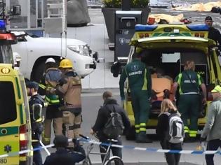 Φωτογραφία για Φορτηγό έσπειρε τον τρόμο στη Στοκχόλμη