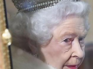 Φωτογραφία για Γιατί η Βασίλισσα Ελισάβετ δεν τρώει ποτέ μακαρόνια;