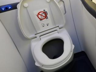 Φωτογραφία για Πρόστιμο για αεροπορικές που αδειάζουν τουαλέτες στον αέρα