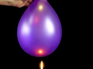 Φωτογραφία για Δεν πάει το μυαλό σας - Δείτε τι θα συμβεί αν βάλετε ένα μπαλόνι πάνω από ένα κερί! [video]