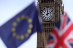 Αποδυναμωμένη η βρετανική κυβέρνηση ξεκινά τις διαπραγματεύσεις του Brexit