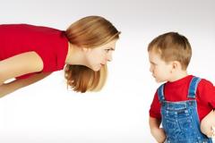 Τι να αποφεύγετε όταν το παιδί είναι θυμωμένο