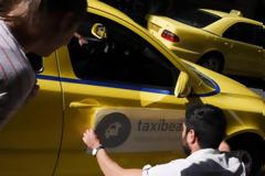 Ανατριχιαστική καταγγελία για οδηγό ταξί της εταιρίας Taxibeat - Τι απάντησε η εταιρία;