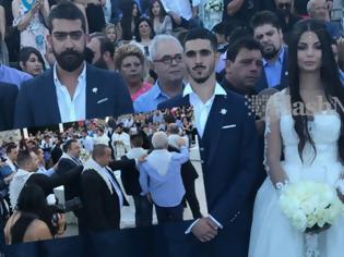 Φωτογραφία για Αυτά συμβαίνουν μόνο στην Κρήτη: Γάμος και βάφτιση για τα ρεκόρ Γκίνες - Δείτε πόσους κουμπάρους και νονούς έκανε αυτό το ζευγάρι... [photos+video]
