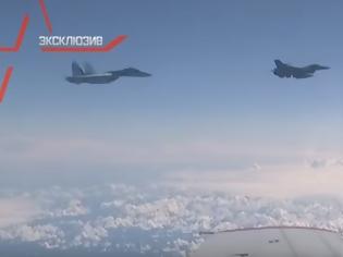 Φωτογραφία για Δείτε πώς το ΝΑΤΟϊκό F-16 παρενοχλεί το αεροσκάφος του Ρώσου υπουργού Άμυνας