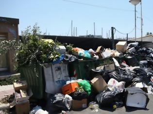 Φωτογραφία για Έρχεται νομοθετική ρύθμιση με προσλήψεις για να λυθεί το πρόβλημα των σκουπιδιών