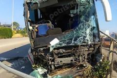 Τρόμος στην Πάτρα: Λεωφορείο έσπειρε τον πανικό [photos]