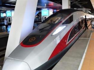 Φωτογραφία για Το νέο τρένο υψηλής ταχύτητας έκανε ντεμπούτο στη γραμμή Πεκίνου - Σανγκάη