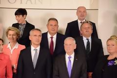 Παρουσία ΥΕΘΑ Πάνου Καμμένου στη Σύνοδο Υπουργών Άμυνας του ΝΑΤΟ στις Βρυξέλλες