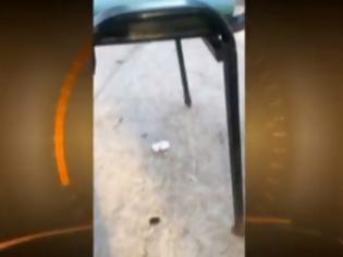 Φωτογραφία για Μενίδι - Νέο σοκ: Αδέσποτες σφαίρες πέρασαν ξυστά από οδηγούς λεωφορείων [video]