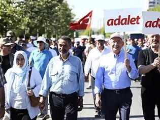 Φωτογραφία για Η πορεία που εξοργίζει τον Ερντογάν