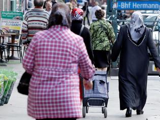 Φωτογραφία για Τελειώνει η Ευρώπη.... Φρανκφούρτη: Περισσότεροι οι αλλοδαποί από τους Γερμανούς κατοίκους