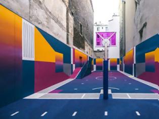 Φωτογραφία για Το πιο φανταστικό ανοιχτό γήπεδο μπάσκετ βρίσκεται στο Παρίσι!