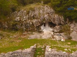 Φωτογραφία για Αηδονιά Πρεβέζης: Ένα εκκλησάκι μέσα σε σπηλιά