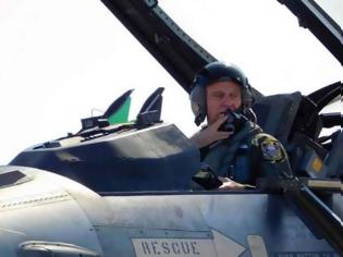 Φωτογραφία για Αυτός θα πει Έλληνας! Ο Αρχηγός ΓΕΑ πέταξε με F-16 - Δείτε τι μήνυμα έστειλε στην Τουρκία