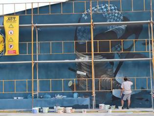 Φωτογραφία για Καλλιτέχνες από την Ελλάδα και το εξωτερικό θα μεταμορφώσουν τους τοίχους κτιρίων στον Βόλο