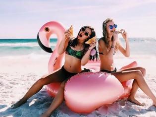 Φωτογραφία για Πώς ξεκίνησε η φρενίτιδα με τα ροζ φλαμίνγκο στις παραλίες