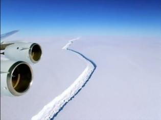 Φωτογραφία για Ανταρκτική: Γιγάντια ρωγμή σχημάτισε παγόβουνο