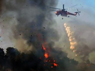 Φωτογραφία για Κόλαση φωτιάς στο Ζευγολατιό-3 πυροσβέστες τραυματίες