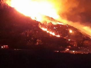 Φωτογραφία για Ολονύκτια μάχη με τις φλόγες στο Σφηνάρι Κισάμου στα Χανιά -photos+video]
