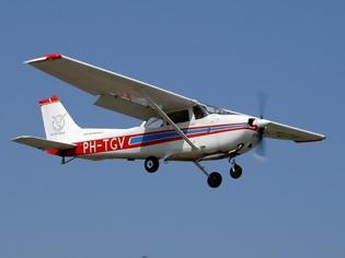 Φωτογραφία για ΕΚΤΑΚΤΟ: Συναγερμός για μικρό αεροσκάφος που εξαφανίστηκε στη Λάρισα