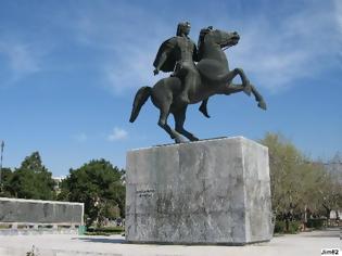 Φωτογραφία για ΕΠΙΤΕΛΟΥΣ. Το άγαλμα του Μ.Αλέξανδρου θα «υποδεχτεί» η Αθήνα το Δεκέμβρη
