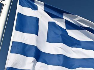 Φωτογραφία για Η ελληνική σημαία δεν αποτελεί έπαθλο, ούτε ευκαιρία για κομπασμό (μια άποψη υπέρ του νέου ΠΔ)