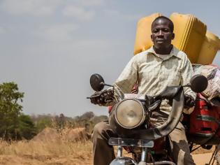 Φωτογραφία για Πώς η Ουγκάντα καταφέρνει να διαχειρίζεται με επιτυχία την προσφυγική κρίση