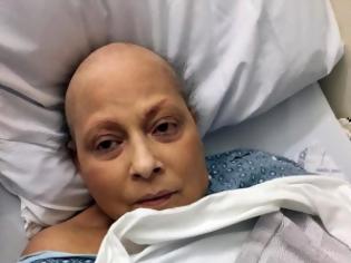 Φωτογραφία για Αποζημίωση μαμούθ 417 εκ. δολάρια στη γυναίκα που έπαθε καρκίνο μετά τη χρήση του ταλκ Johnson & Johnson