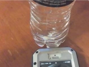 Φωτογραφία για Ενισχύοντας το 3G σήμα με ένα μπουκάλι νερό