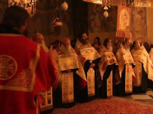 Φωτογραφία για 9556 - Η Κοίμηση της Θεοτόκου στον πανηγυρίζοντα Ιερό Ναό του Πρωτάτου, στην πρωτεύουσα του Αγίου Όρους (φωτογραφίες)