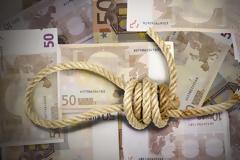 Θηλιά στην οικονομία τα 235 δισ. ευρώ του ιδιωτικού χρέους