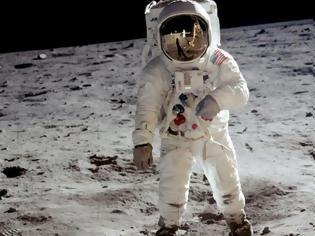 Φωτογραφία για Τι μισθό παίρνει ένας αστροναύτης