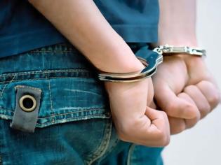 Φωτογραφία για Κύπρος: Επόμενο Συνελήφθη 20χρονος για τις μολότοφ κατά φαρμακοποιού
