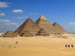 Φωτογραφία για Πάπυρος αποκαλύπτει: Ετσι κατασκεύασαν οι Αιγύπτιοι τις πυραμίδες της Γκίζας [εικόνες]