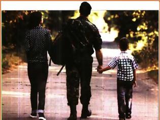 Φωτογραφία για Τι γινεται όταν οι δυο γονείς είναι στον στρατό και πρέπει να πάνε το παιδί σχολείο
